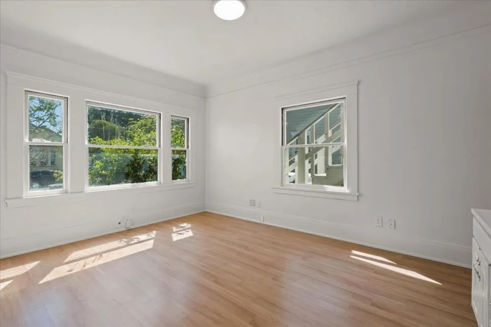 111 5th Street Gilroy, CA 95020