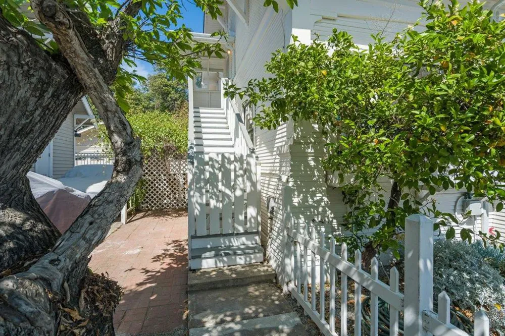 111 5th Street Gilroy, CA 95020