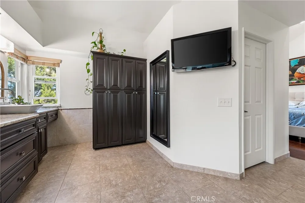 5185 E Fairfield Anaheim Hills, CA 92807