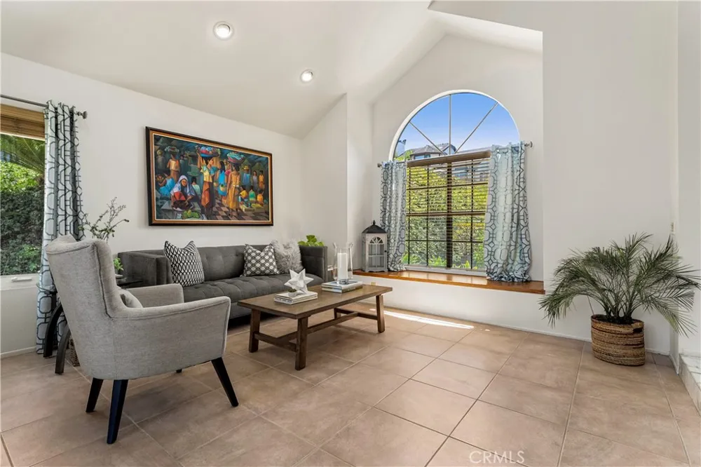 5185 E Fairfield Anaheim Hills, CA 92807