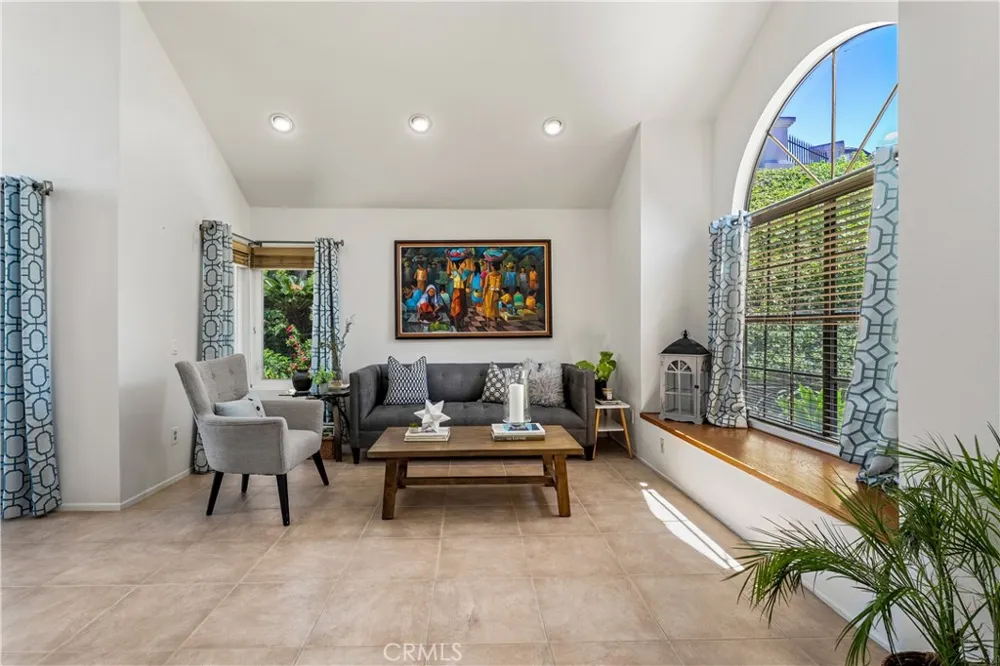 5185 E Fairfield Anaheim Hills, CA 92807