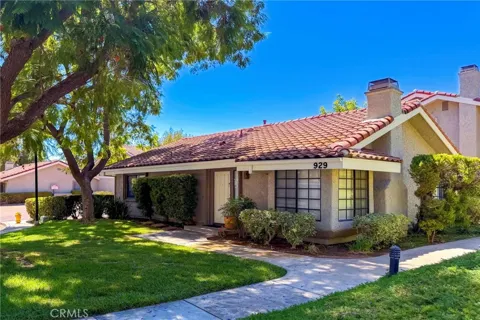 929 Thistlegate