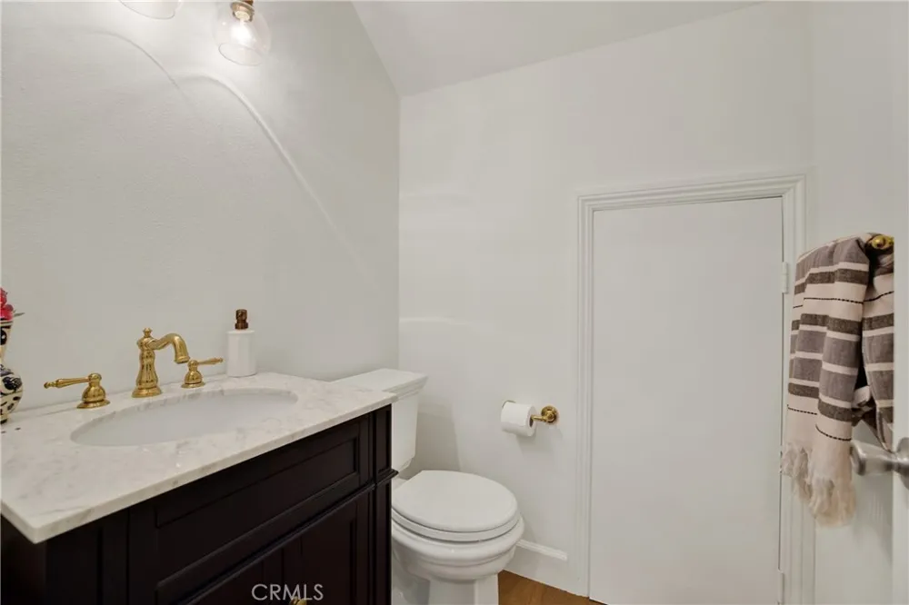 56 Nantucket Lane Aliso Viejo, CA 92656