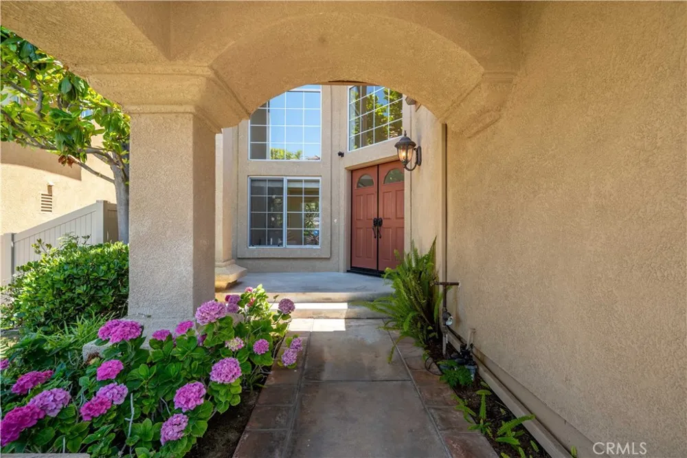 6 Saddleridge Aliso Viejo, CA 92656