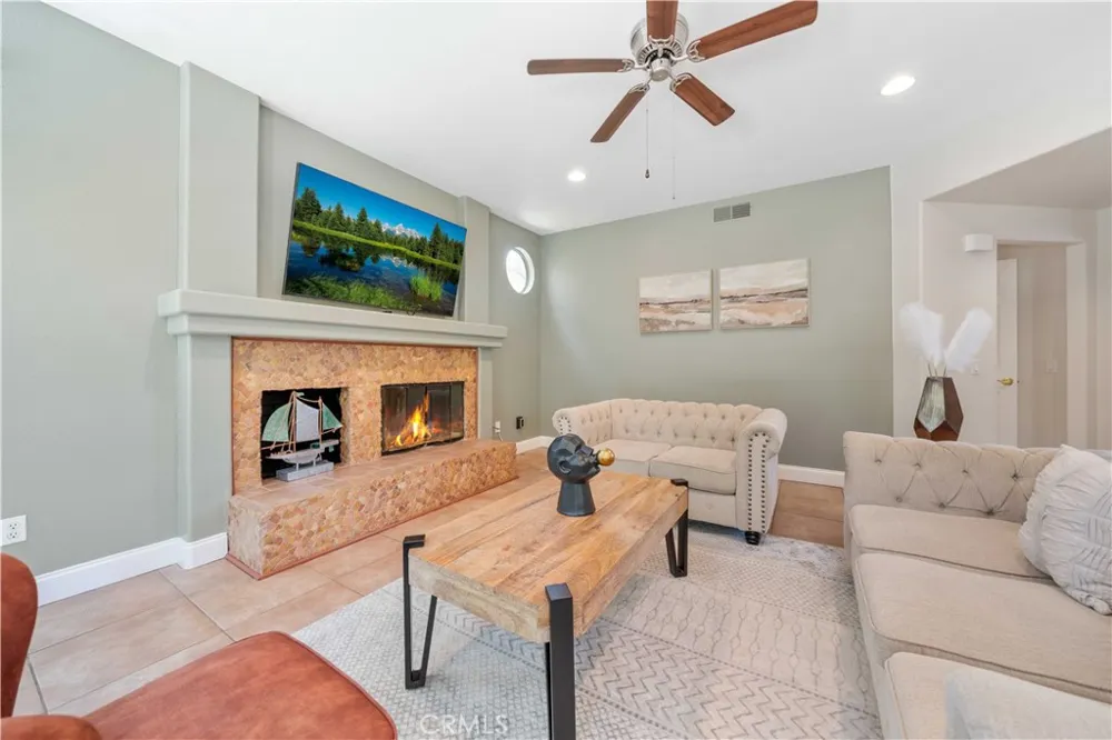 6 Saddleridge Aliso Viejo, CA 92656