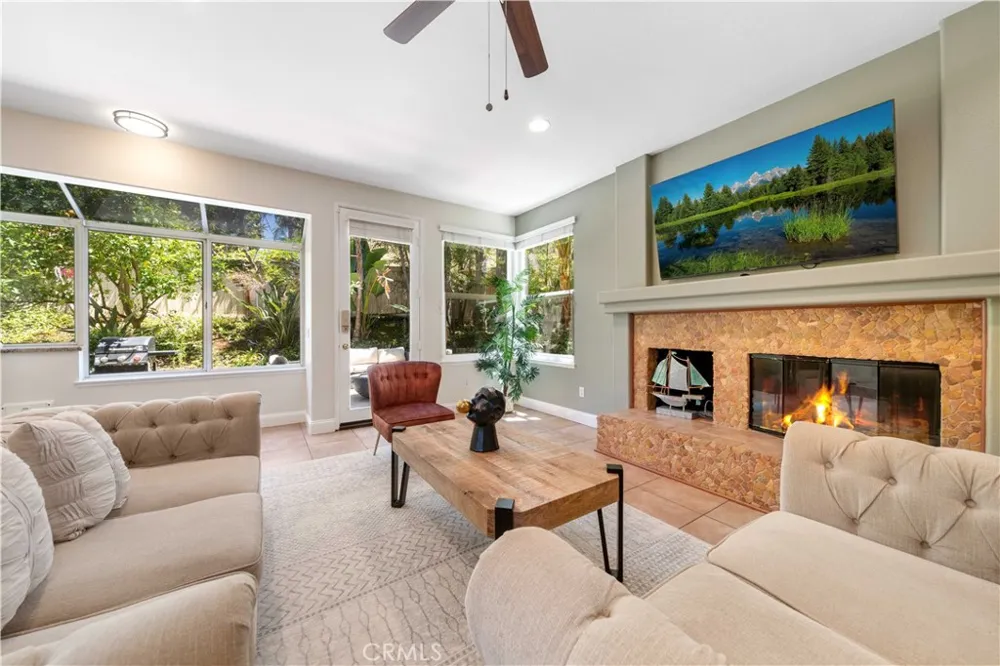 6 Saddleridge Aliso Viejo, CA 92656