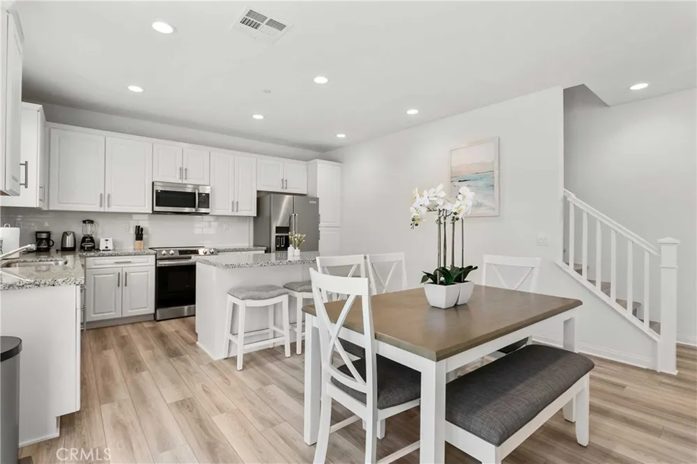4397 Cadence Way Oceanside, CA 92057