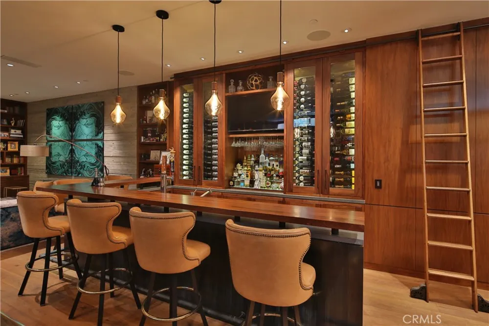 3124 The Strand Hermosa Beach, CA 90254