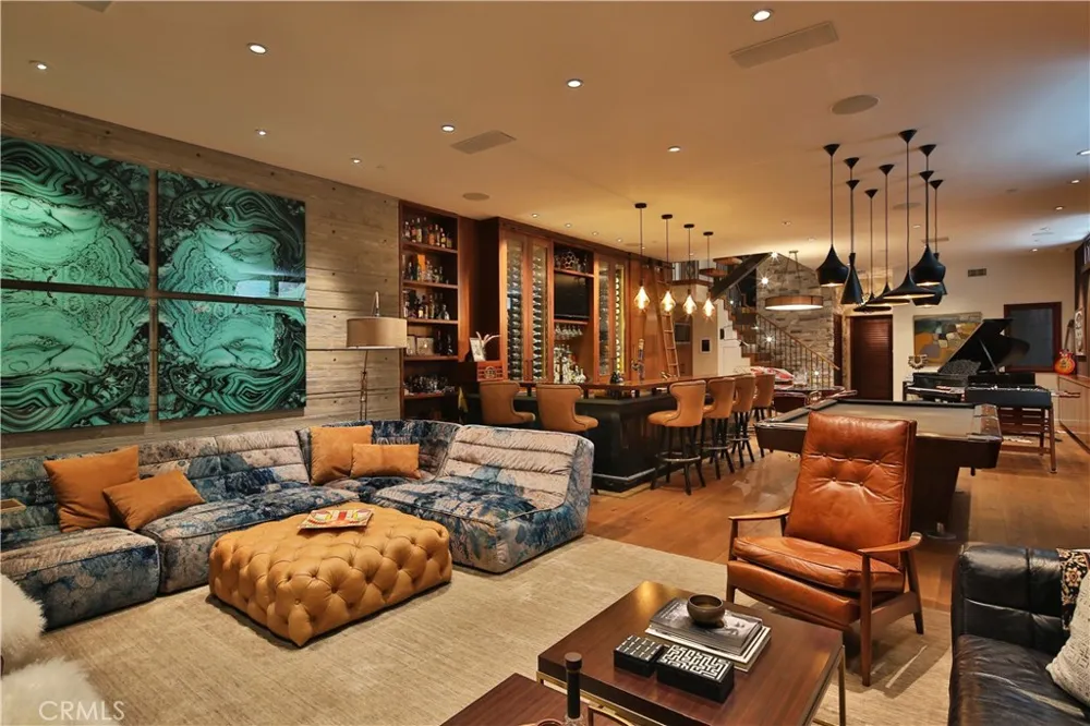 3124 The Strand Hermosa Beach, CA 90254