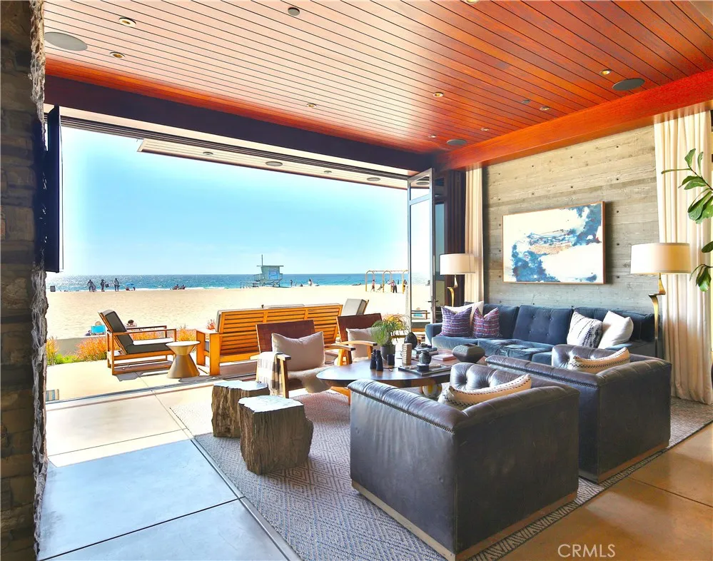 3124 The Strand Hermosa Beach, CA 90254