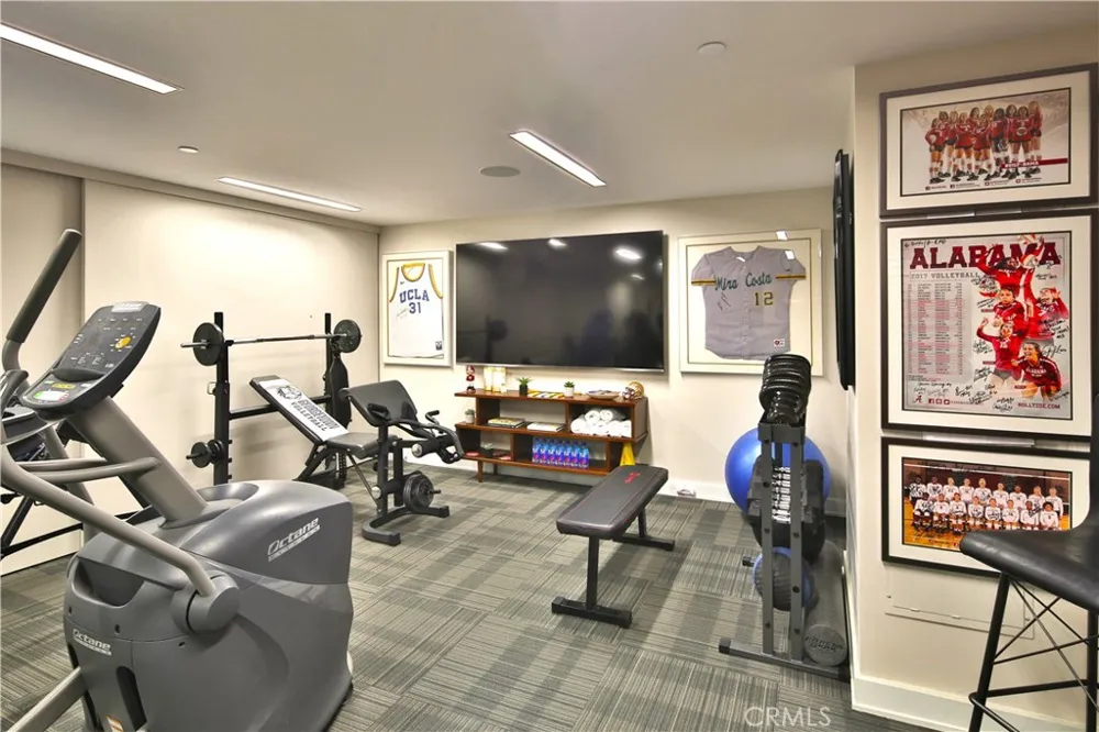 3124 The Strand Hermosa Beach, CA 90254