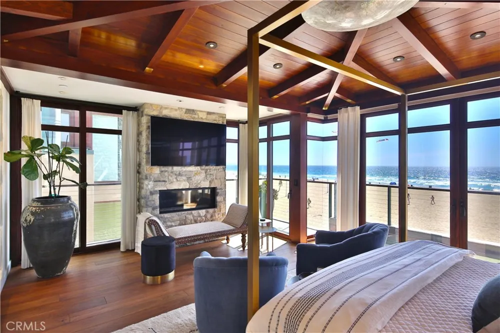 3124 The Strand Hermosa Beach, CA 90254