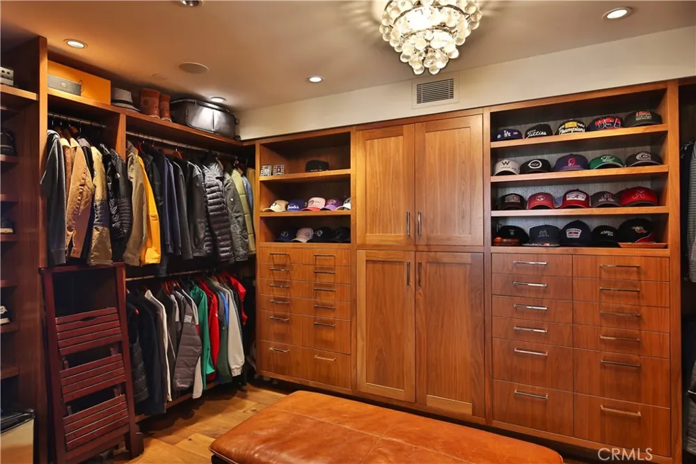 3124 The Strand Hermosa Beach, CA 90254