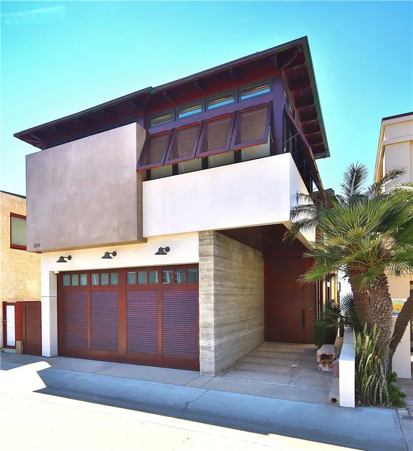 3124 The Strand Hermosa Beach, CA 90254