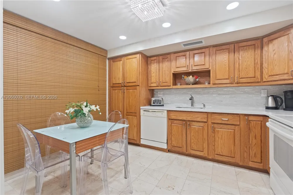 1600 S Ocean Dr #18B Hollywood, FL 33019