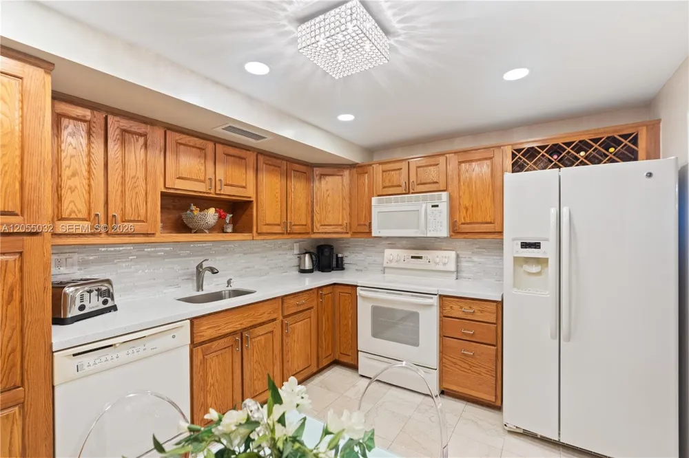 1600 S Ocean Dr #18B Hollywood, FL 33019