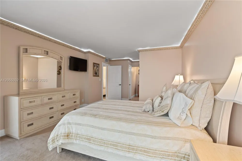 1600 S Ocean Dr #18B Hollywood, FL 33019