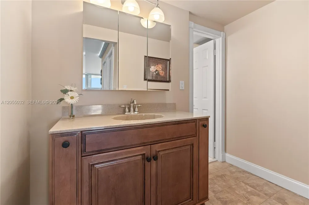 1600 S Ocean Dr #18B Hollywood, FL 33019