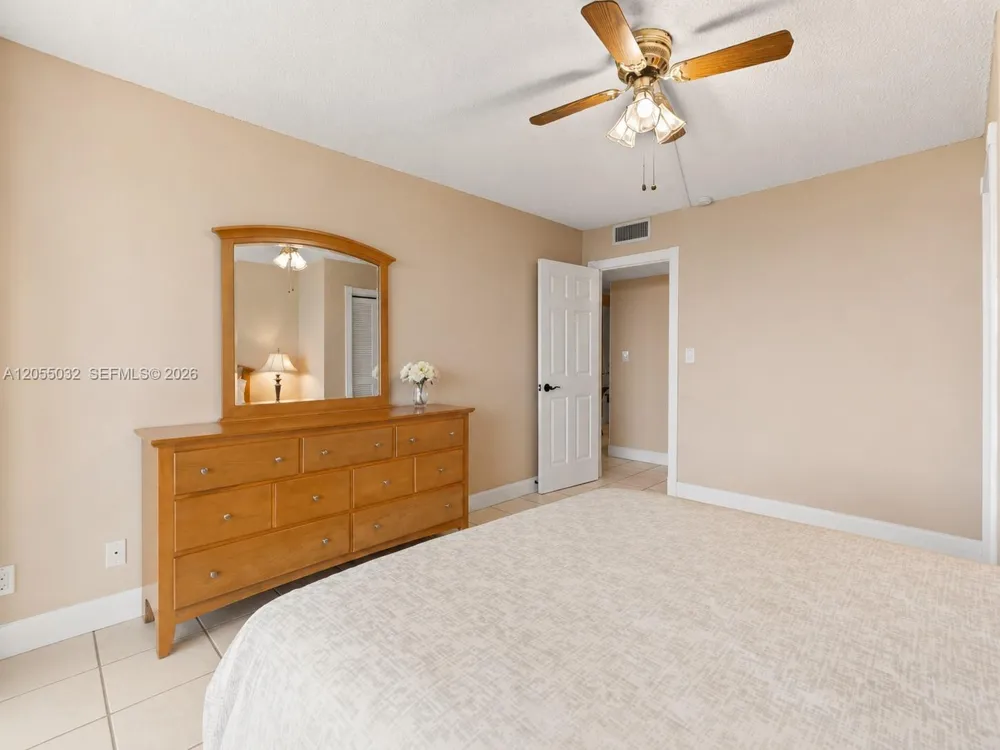 1600 S Ocean Dr #18B Hollywood, FL 33019