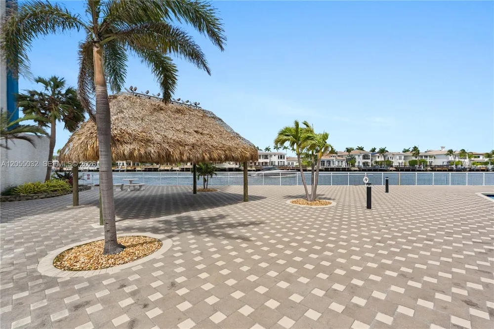 1600 S Ocean Dr #18B Hollywood, FL 33019