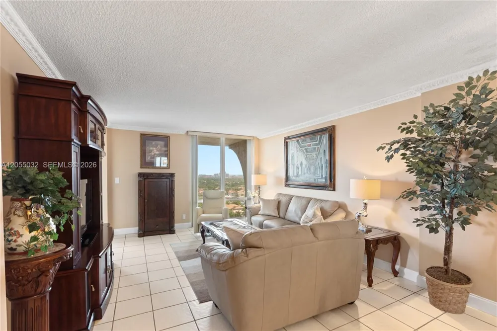 1600 S Ocean Dr #18B Hollywood, FL 33019