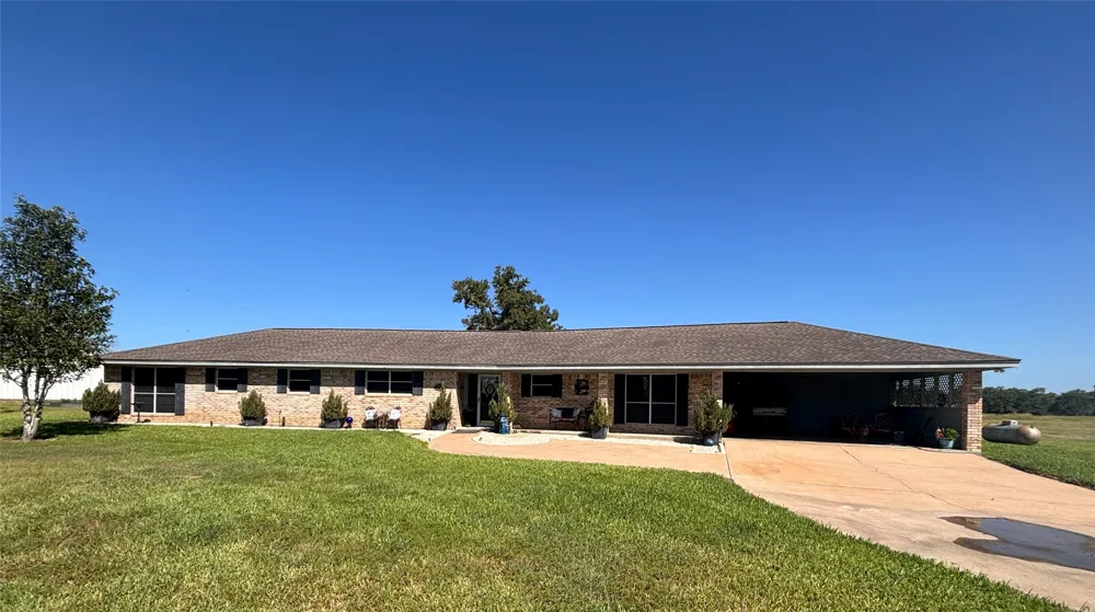 3230 S Farm to Market 1291 Fayetteville, TX 78940