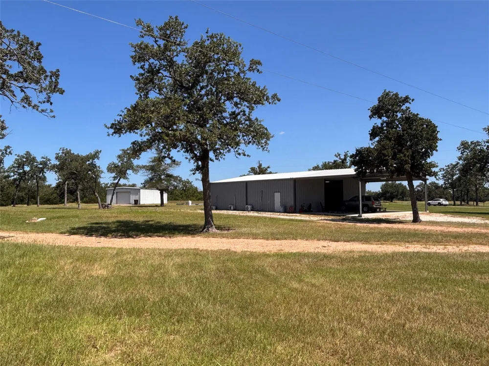 3230 S Farm to Market 1291 Fayetteville, TX 78940