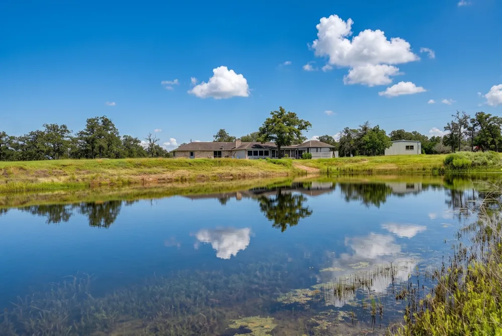 3230 S Farm to Market 1291 Fayetteville, TX 78940