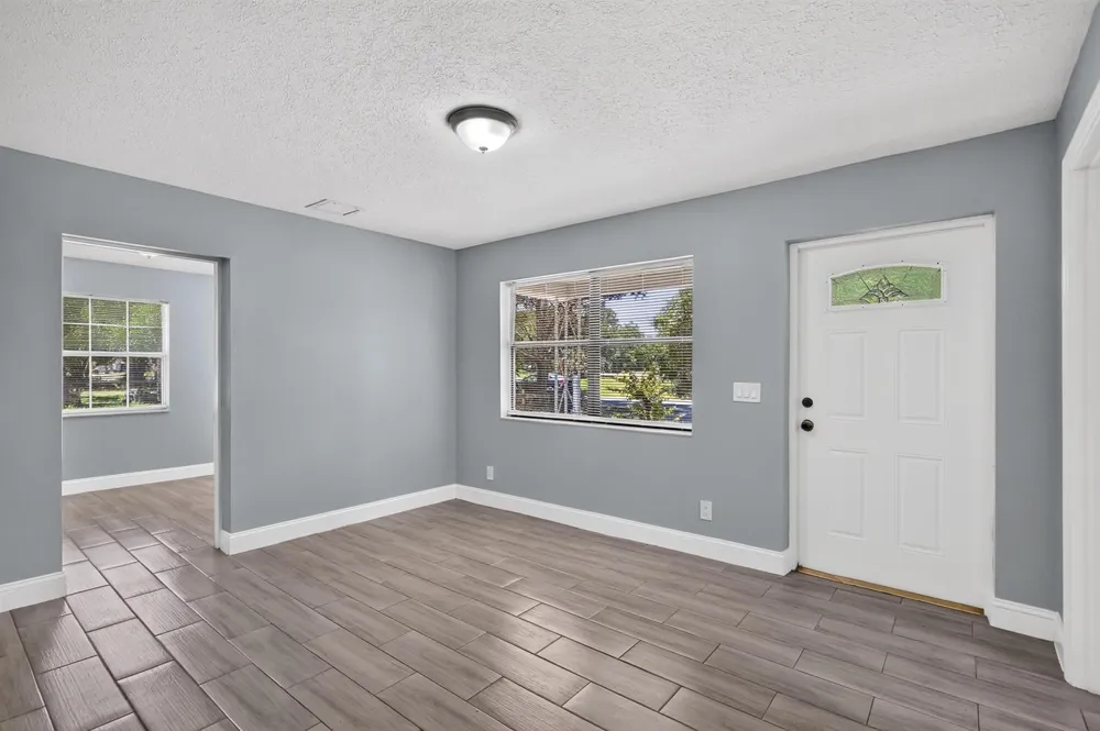 1920 48th Street Fort Pierce, FL 34947