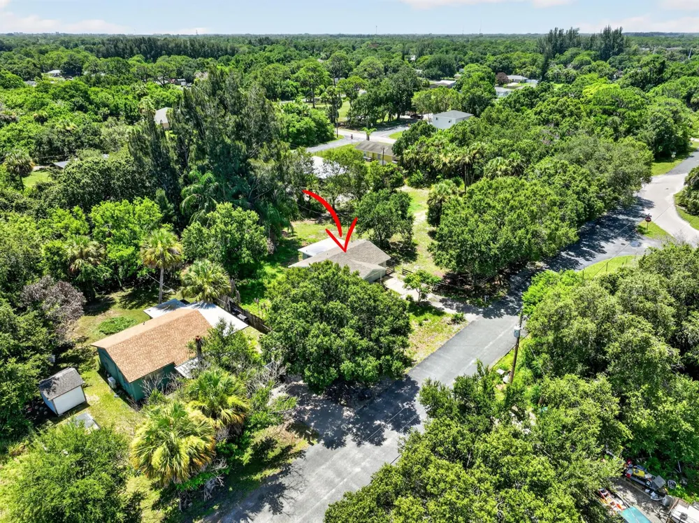 1920 48th Street Fort Pierce, FL 34947