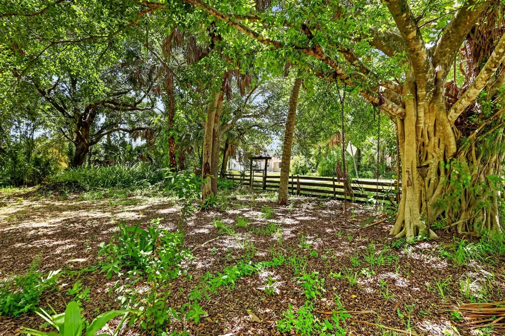 1920 48th Street Fort Pierce, FL 34947
