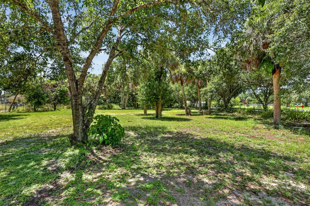 1920 48th Street Fort Pierce, FL 34947
