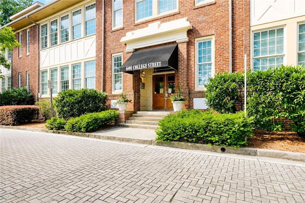 600 College Street #203 Hapeville, GA 30354