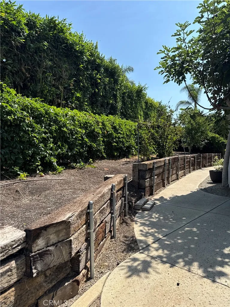 1931 Warmlands Avenue Vista, CA 92084