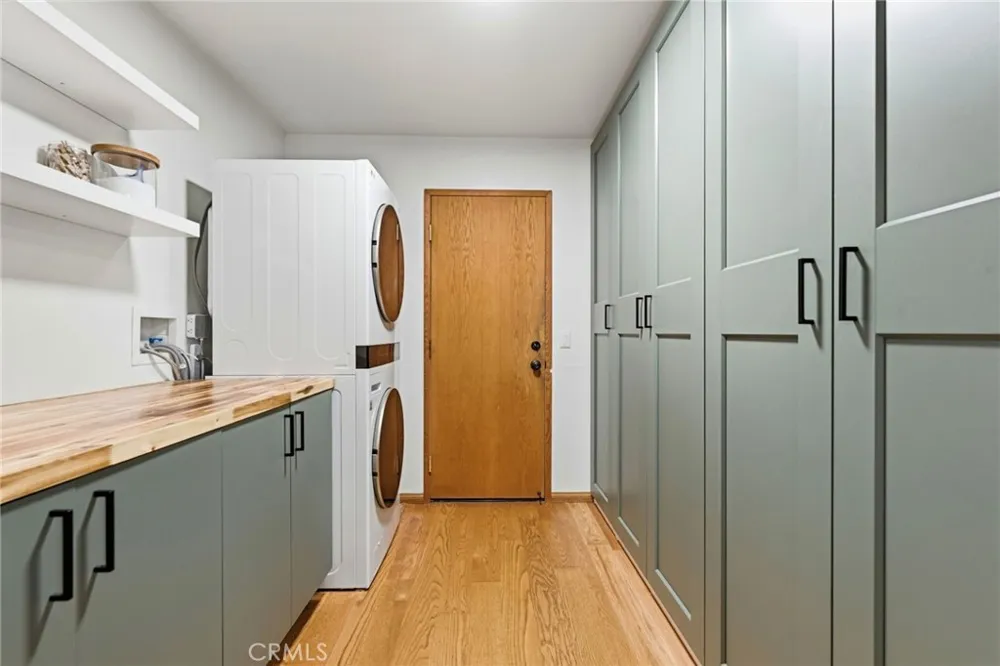 1931 Warmlands Avenue Vista, CA 92084