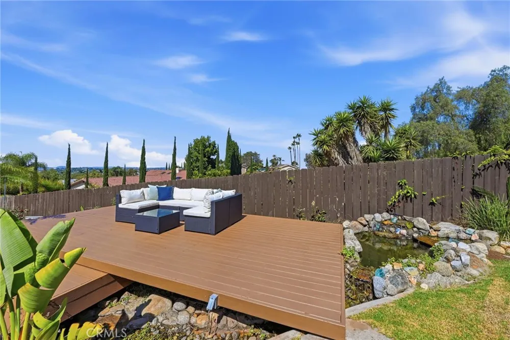 1931 Warmlands Avenue Vista, CA 92084
