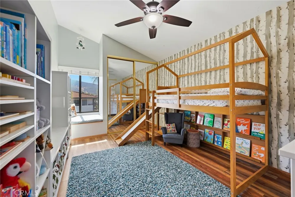 1931 Warmlands Avenue Vista, CA 92084