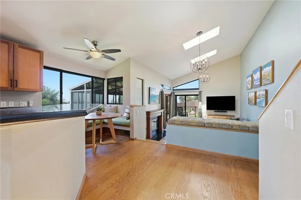 1931 Warmlands Avenue Vista, CA 92084
