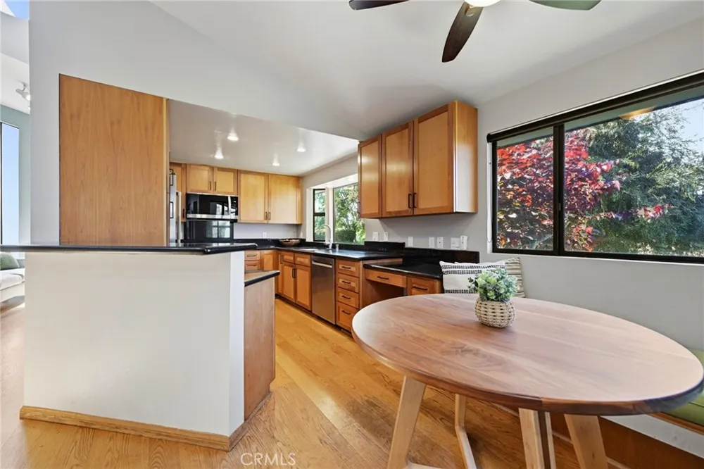 1931 Warmlands Avenue Vista, CA 92084