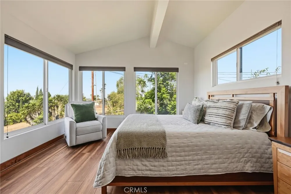 1931 Warmlands Avenue Vista, CA 92084