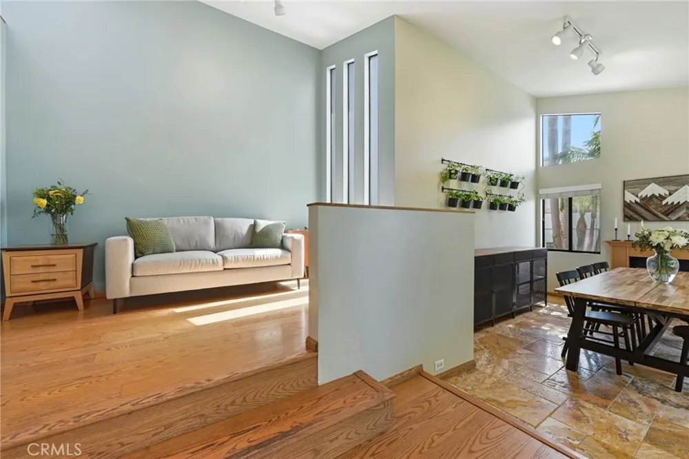 1931 Warmlands Avenue Vista, CA 92084