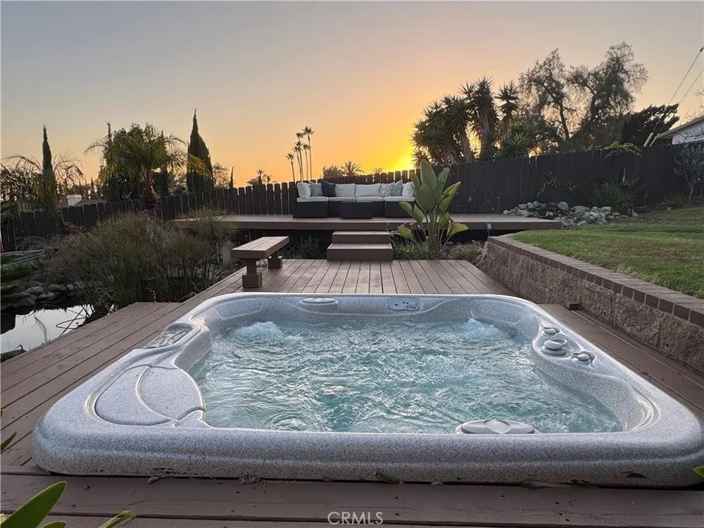 1931 Warmlands Avenue Vista, CA 92084