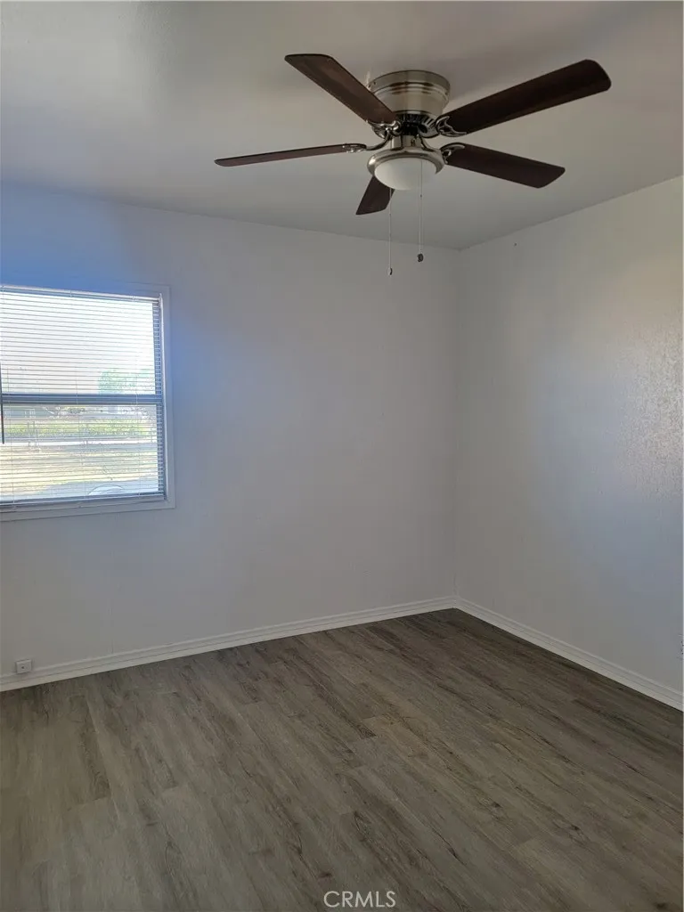 2042 Panamint Mojave, CA 93501
