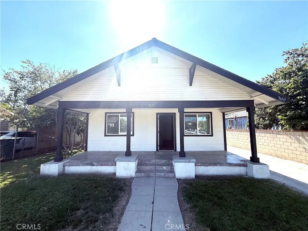 3655 Comer Ave Riverside, CA 92507