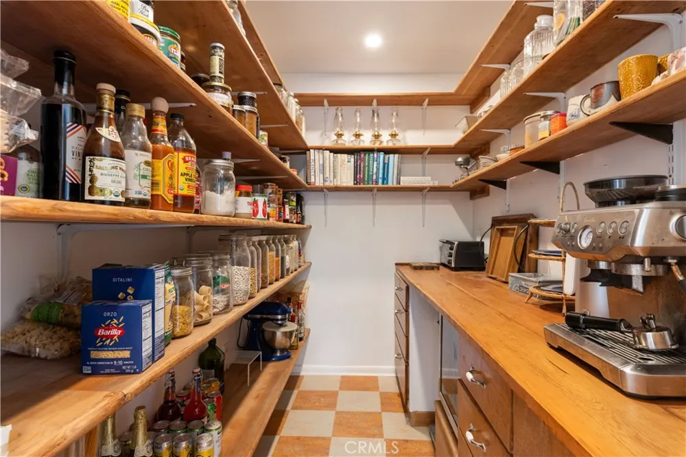 4550 Soda Bay Kelseyville, CA 95451