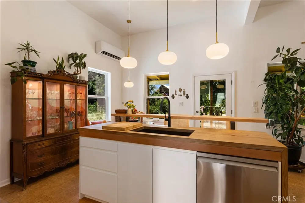 4550 Soda Bay Kelseyville, CA 95451