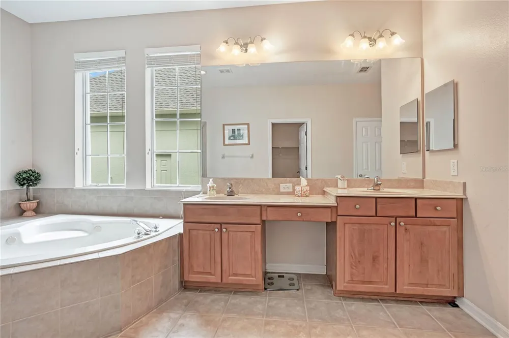 8344 BOWDEN WAY Windermere, FL 34786