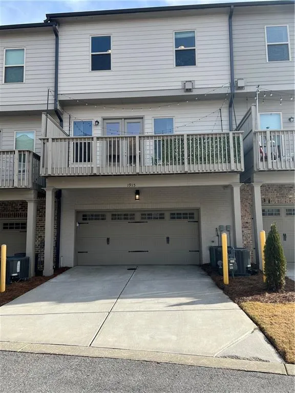 1915 Skyfall Circle NE Brookhaven, GA 30319
