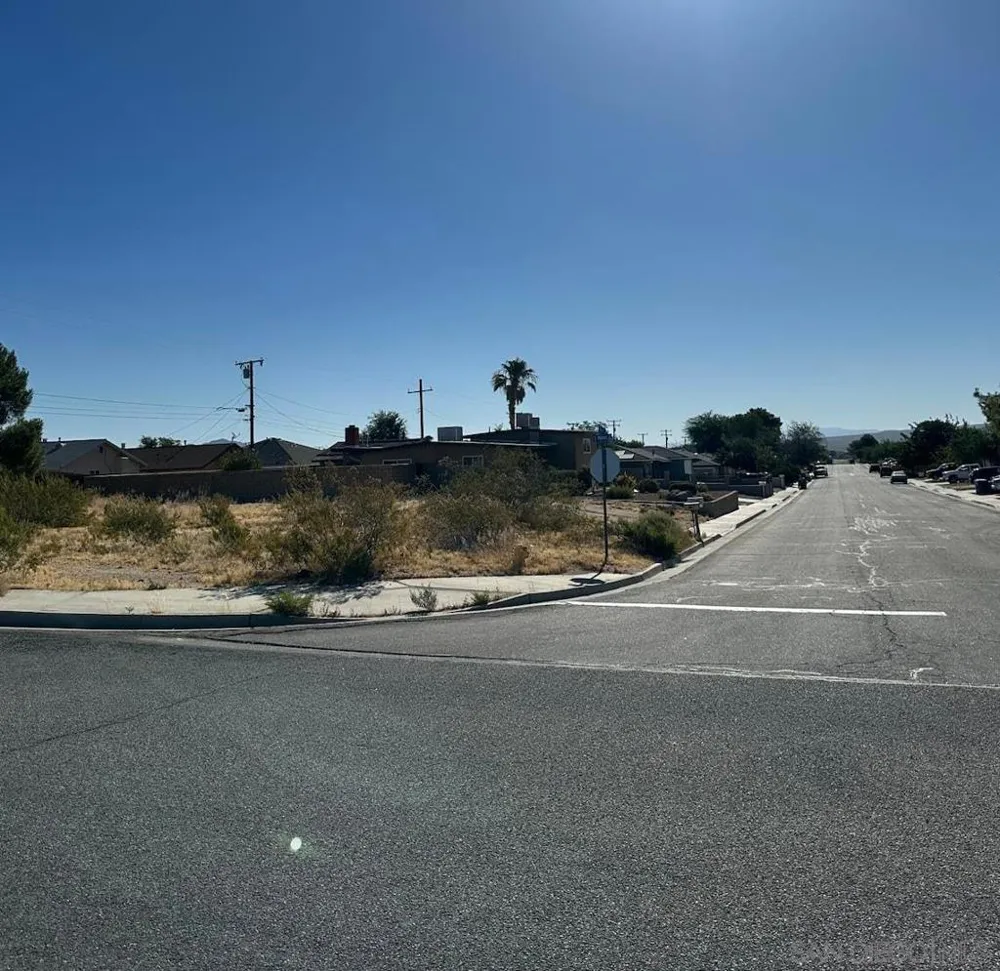 W Willow Ave Ridgecrest, CA 93555