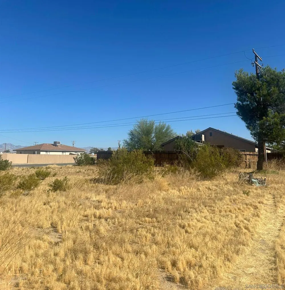 W Willow Ave Ridgecrest, CA 93555